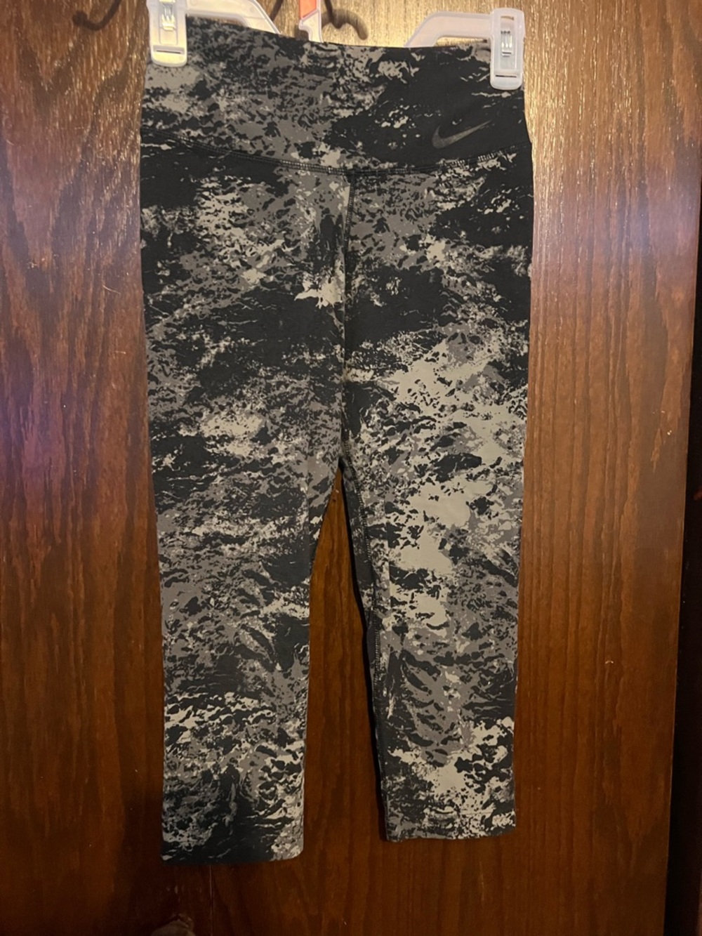 Nike Black & Gray Marble Capri Leggings